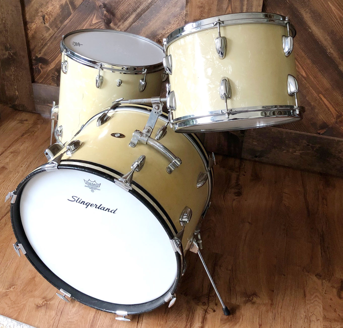 Vintage 1965 Slingerland 13/16/20 Drum Set in White Marine Pearl
