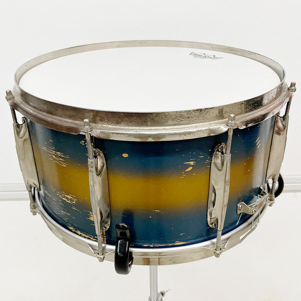 Vintage 1930s WFL 7×14 Professional Paramount Snare in Blue & Gold Duco Vintage 1930s WFL 7x14 Professional Paramount Snare in Blue & Gold Duco
